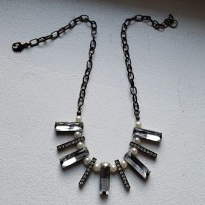 Pearl and baguette statement necklace